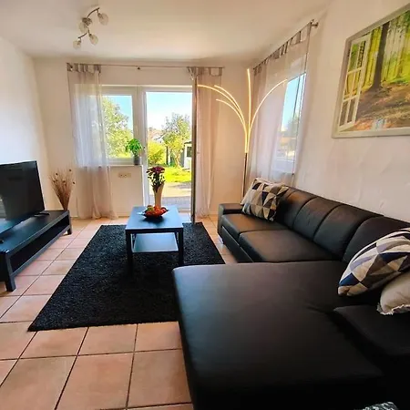 Ruhige Mit Garten Am Fluss Katzweiler