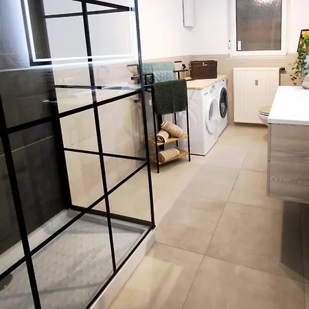 Daire Neue Pfaelzerwald Mit Garten Am Fluss *