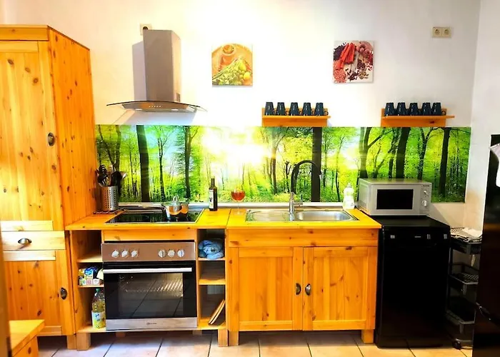 Neue Pfaelzerwald Mit Garten Am Fluss *